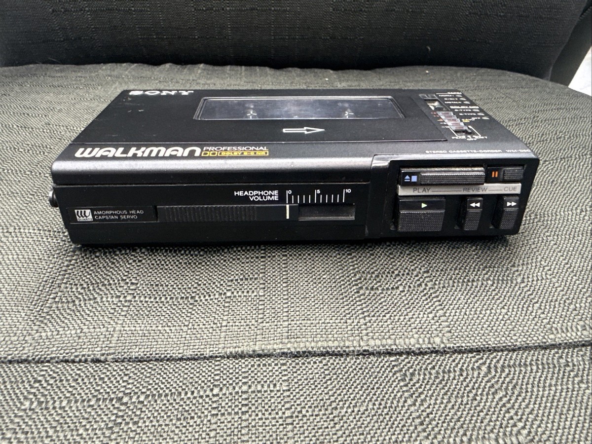 1983 SONY Walkman Pro WM-D6C Cassette Player First Gen (NO POWER