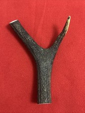 ONE PIECE OF DEER ANTLER, Y SHAPED FOR SLINGSHOTS, WALKING STICKS, ARTS (593)