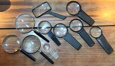 Handheld magnifying glasses - 10 assorted magnifying glasses, various sizes