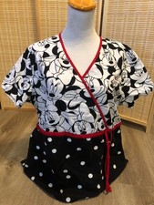 Scrubs Scrub Top Cartoon Disney Large L Mickey and Minnie Mouse Black White H881