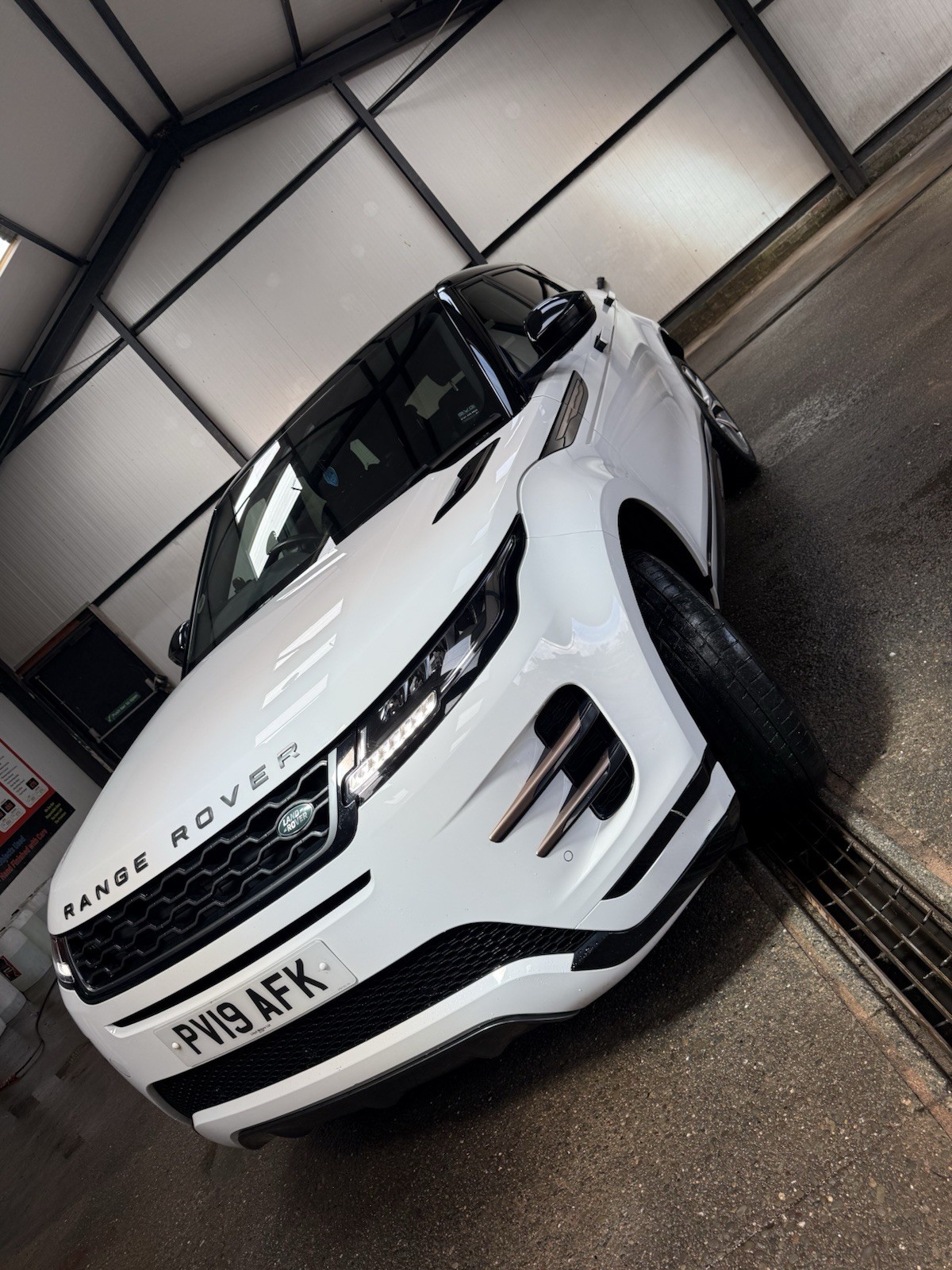 Range Rover Evoque 2.0 d180 R-Dynamic s auto 4wd euro 6 (s/s) 5dr 1999 cc