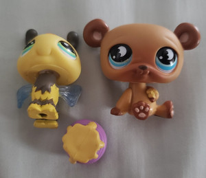 Vintage Littlest Pet Shop 2008 Pet Pairs Set Brown Bear #813 Yellow Bee 814 Pot