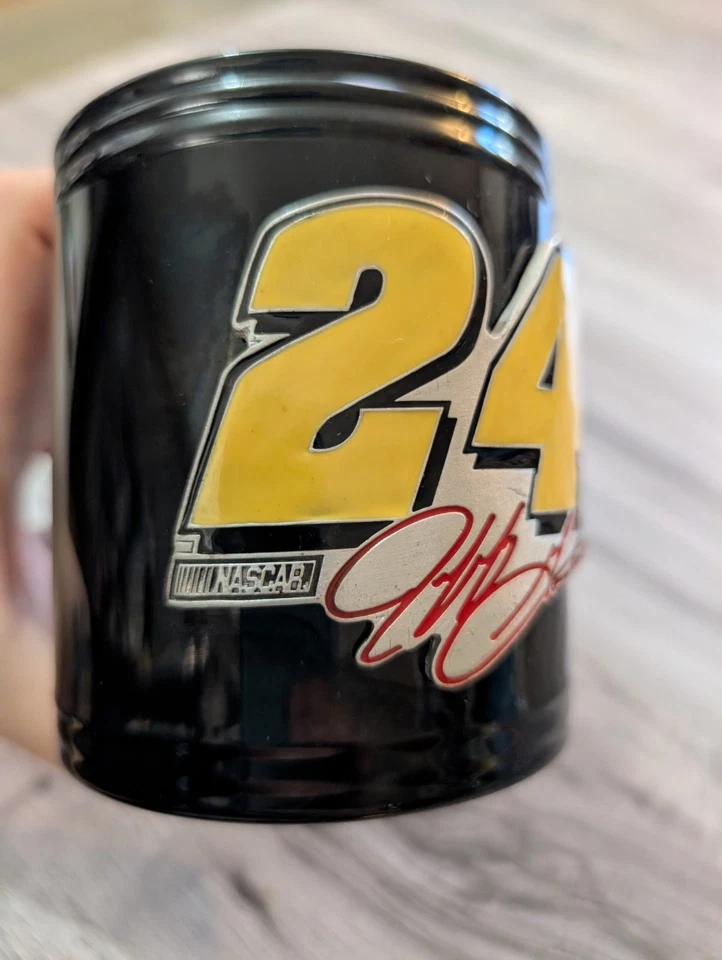 Jeff Gordon 24 Dupont Acabado Carreras NASCAR Deportes Koozie Metal Aislado Foto 2 de 4