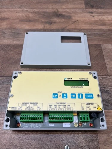 FLEXIM FLUXUS ADM 5207 ULTRASONIC FLOWMETER WITH TRANSDUCERS