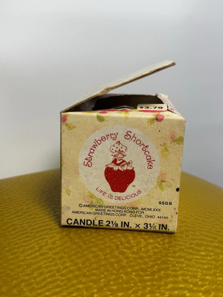 Винтажная клубничная круглая свеча в коробке 1980 - Изображение 4 из 4