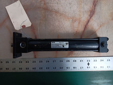 PARKER SERIES 2A 01.50JTAU19A8.000 AIR CYLINDER 250PSI