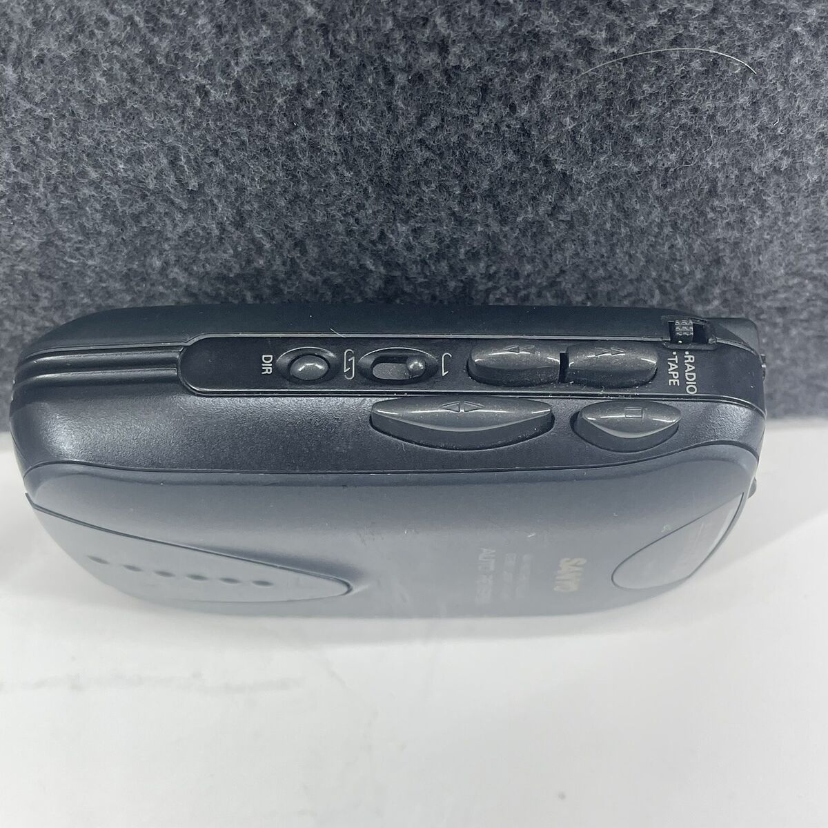 SANYO BassXPander AM/FM Stereo Cassette Player Model MGR-731 SANYO BassXPander AM/FM Stereo Cassette Player Model MGR-731