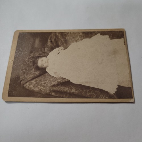 Tarjeta de gabinete para niños pequeños M E bajo fotógrafo artístico Greensburg PA circa 1906 - Imagen 7 de 7