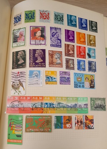 Commonwealth stamps (A to L) in SG Springback album Mixed era - Picture 13 of 19