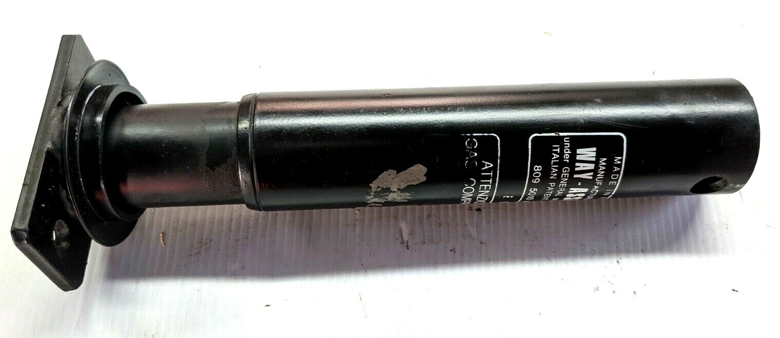 FERRARI 308 GTSi  FRONT OR REAR BUMPER SHOCK ABSORBER USA MODEL 40283202 