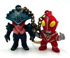 Idemitsu Ultraman Zearth The Nemesis Alien Benzene Mascot 2" Keychains Vintage
