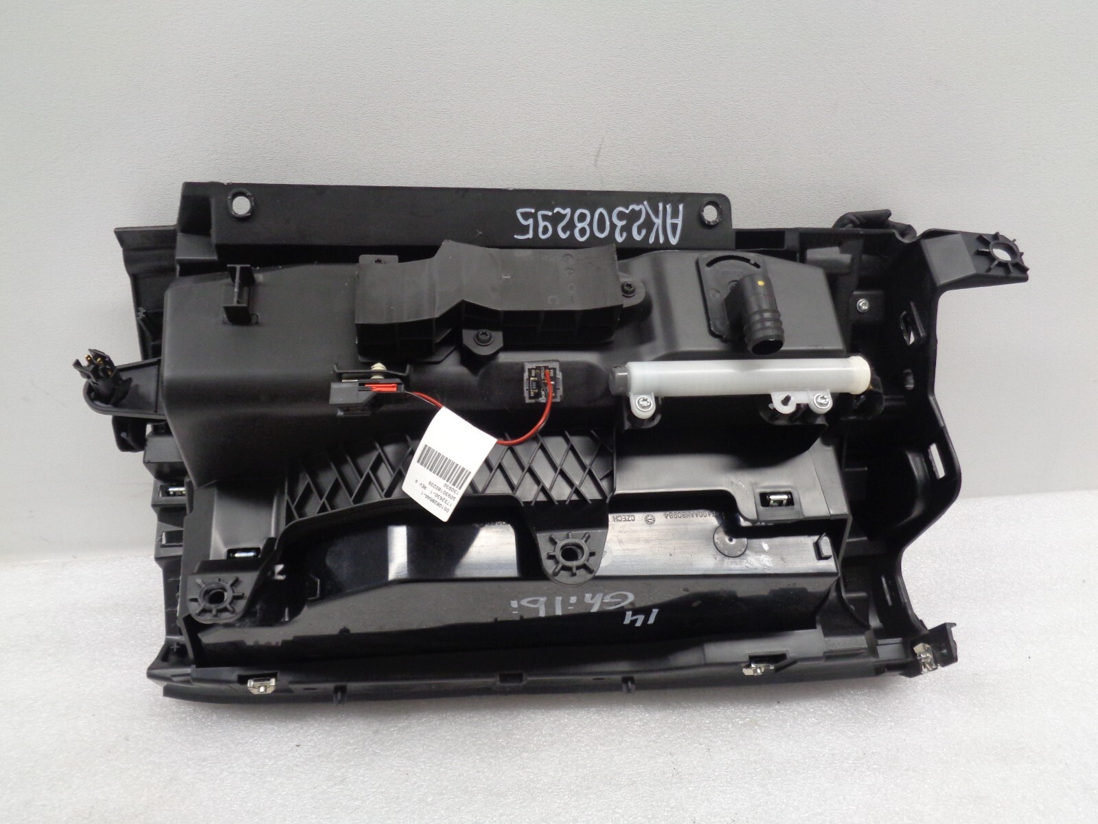 2014-2017 Maserati Ghibli Dashboard Glove Box Storage Compartment OEM AK2308295