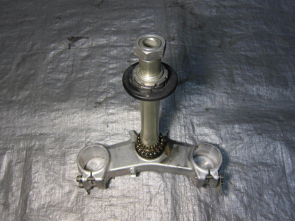 07 08 Kawasaki ZX6 ZX6R 600 Lower Triple Tree with Steering