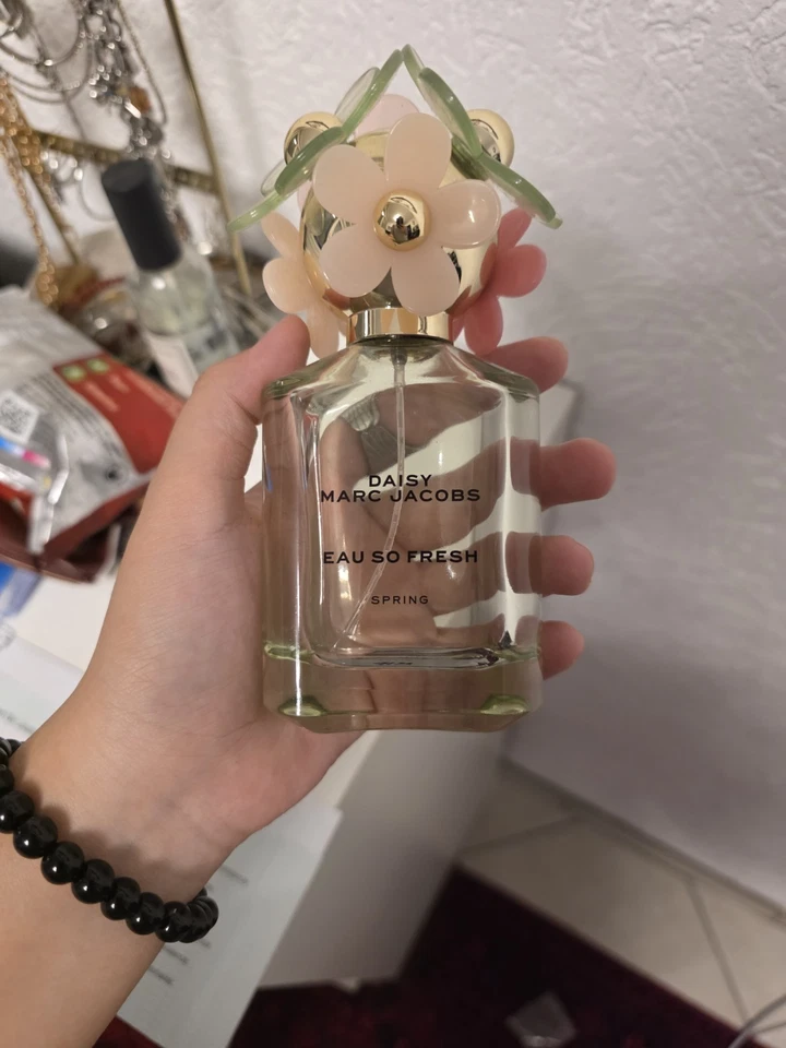 Leere Deko Marc Jacobs Daisy Eau So Fresh Spring Eau de Toilette Spray 75 ml - Bild 4 von 4