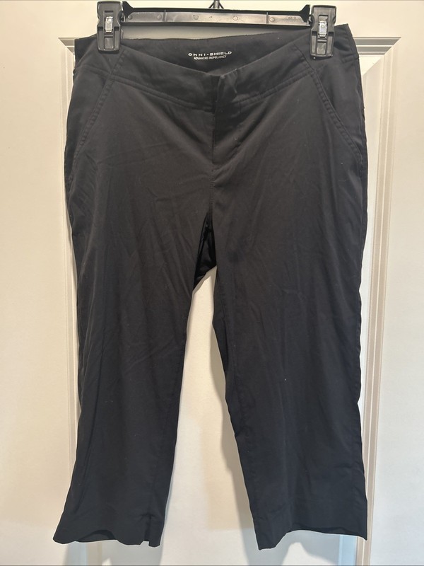Woman’s Columbia Omni-Shield Advanced Repellency Size 4 BLACK 