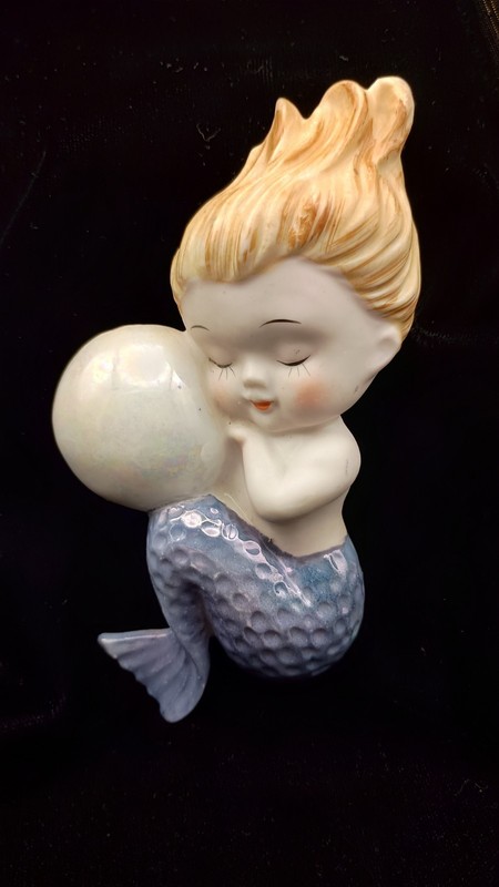 Vintage 1950's Norcrest Ceramic Mermaid with Bubble Wall Plaque Figurine Japan