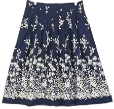 Talbots Woman Size 10 Petite Blue/White Pleated Floral Cotton Skirt w/Pockets.