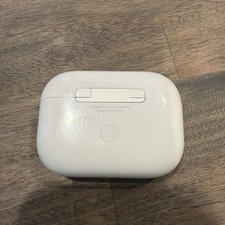 Apple AirPod Pro 2nd Gen Charging Case ONLY MagSafe LIGHTNING A2700 100 OEM