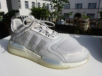 ADIDAS HQ4446 NMD_V3 BOOST Her Schuhe Sneaker Textil Grau Gr.42 2/3(UK8,5 f.Neuw