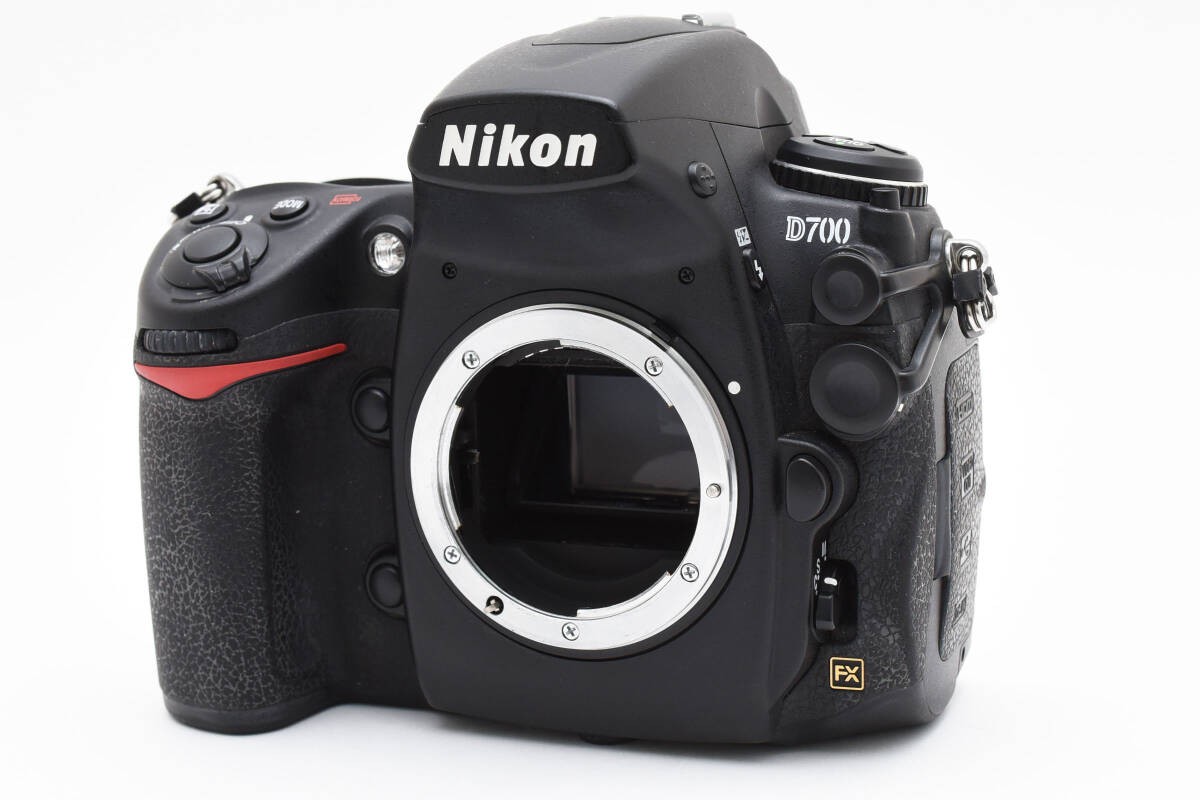 Nikon D700 Digital SLR Camera Body with Battery – Minor Mirror