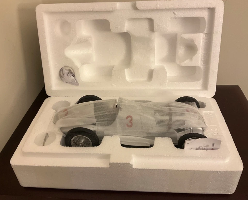 CMC Mercedes Benz W-125 Manfred von Brauchitsch GP Donnington 1937 M-115 NRFB - Image 2 of 4