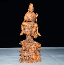 Exquisite Small Leaf Boxwood Auspicious Cloud Guanyin Ornament