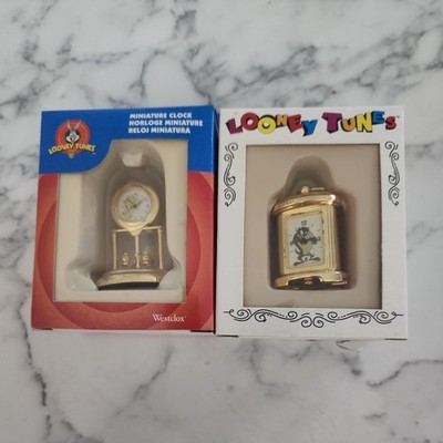 Vintage 1996 Westclox Warner Bros. Taz Tasmanian Devi tweety bird lot 