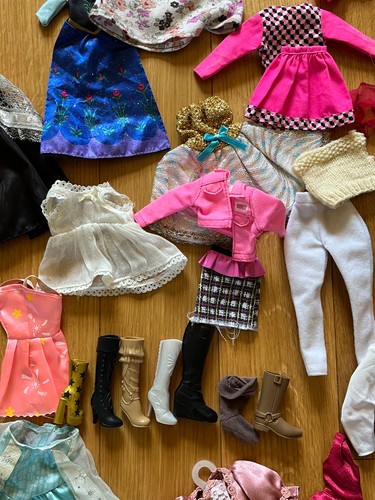 Lot of Vintage to Now Barbie & Smaller Dolls Neon Clothes Dresses Accessories - - Picture 21 of 24