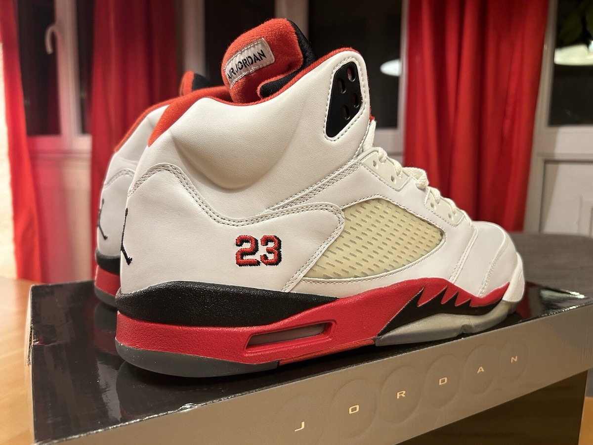 2013 Nike Air Jordan 5 Retro Fire Red Black Tongue DS sz 13