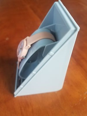 Vintage Discontinued Casio Analog LQ-11W-4G Ladies Pink Vintage Discontinued Casio Analog LQ-11W-4G Ladies Pink
