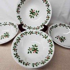 Royal Norfolk Holly Leaf Red Berries Soup Cereal Bowls Set of 6