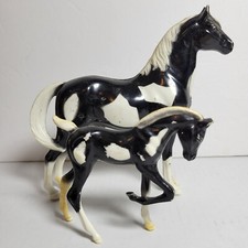 Vintage Lot Hartland Plastics Black White HORSES Foal Toy Figures Farm Animals