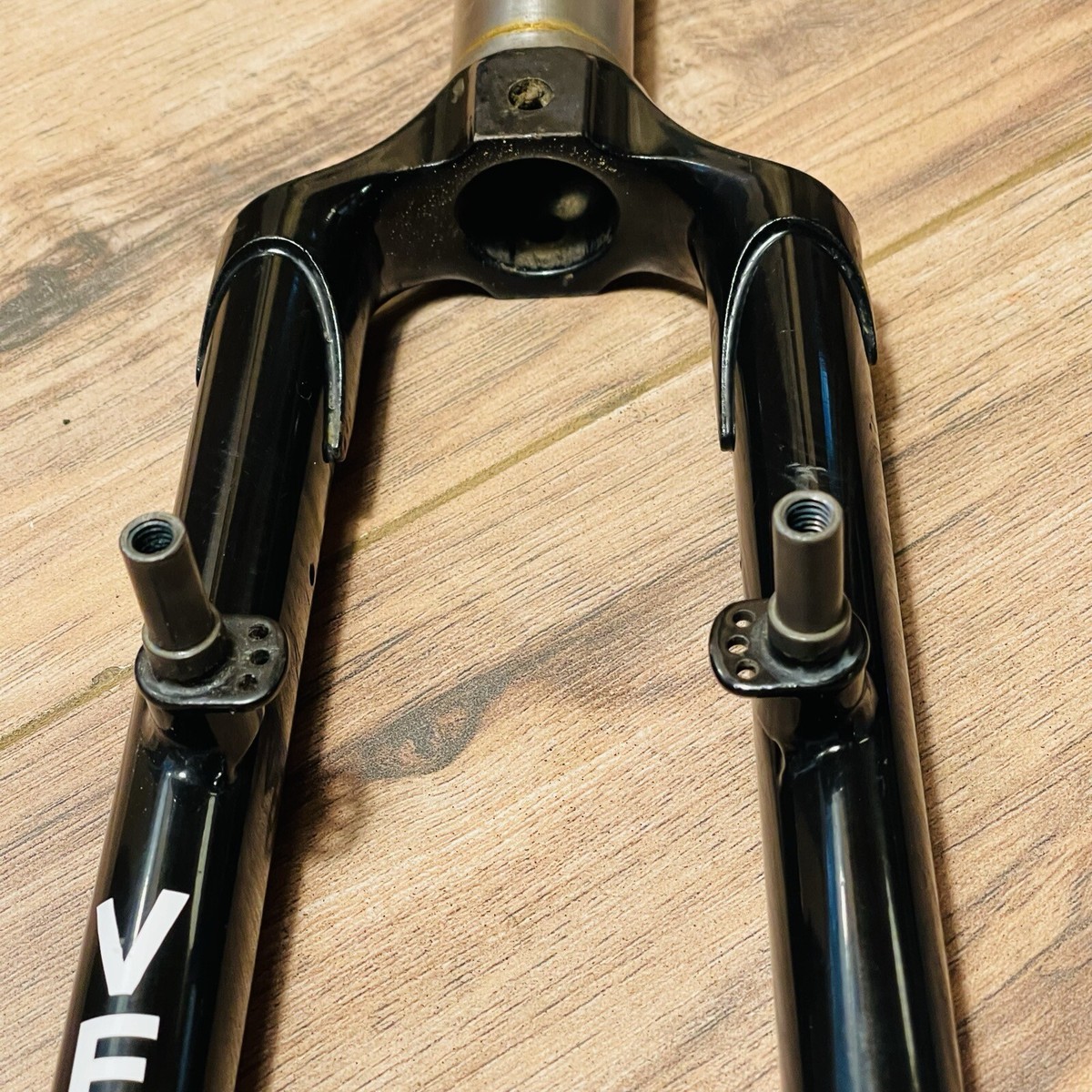 Lugged Crown 700C Cantilever Fork 100mm QR Canti 1 1/8 Lugged Crown 700C Cantilever Fork 100mm QR Canti 1 1/8