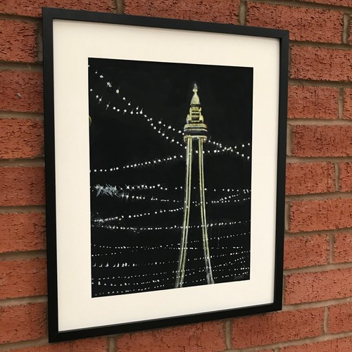 Blackpool tower and illuminations painting original acrylic signed and framed. - Picture 3 of 3