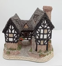 DAVID WINTER TUDOR MANOR HOUSE WITH BOX