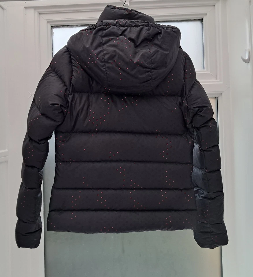 Nike vintage womens down jacket 550,  Size 8-10. Dark Grey With Pink Dots. - Image 2 of 4