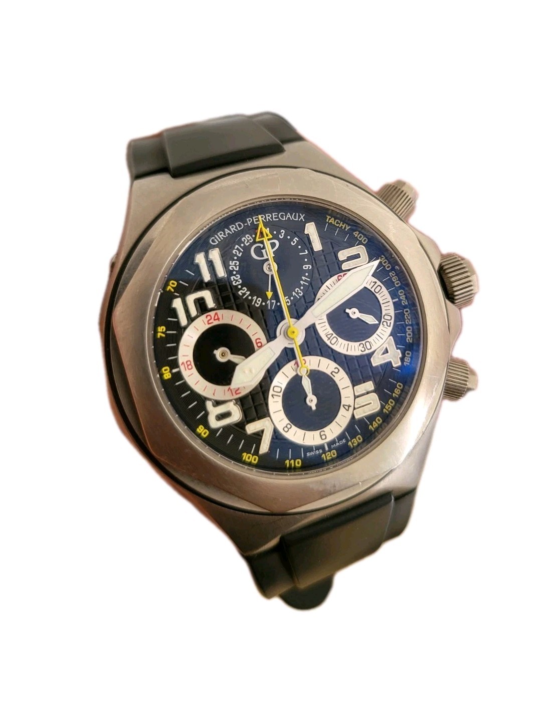 Girard Perregaux Laureato Evo 3 Titanium Black Dial ( For Repair )