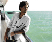 * ADRIAN GRENIER * signed 8x10 photo * ENTOURAGE * COA
