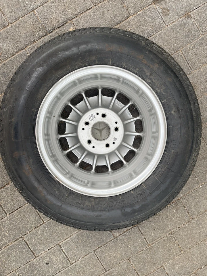 Unbenutzte originale Mercedes Barockfelge 6jx14,  original Continental Bereifung - Bild 2 von 4