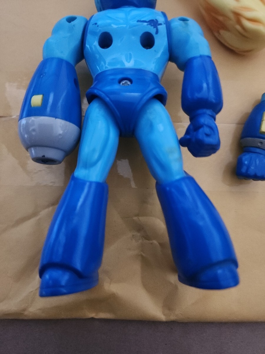 ⭐︎1994〜1995年当時ものロックマンフィギア⭐︎ Amazon.co.jp: 1994年製のロックマンX 動式フィギュア レトロ 消しゴム