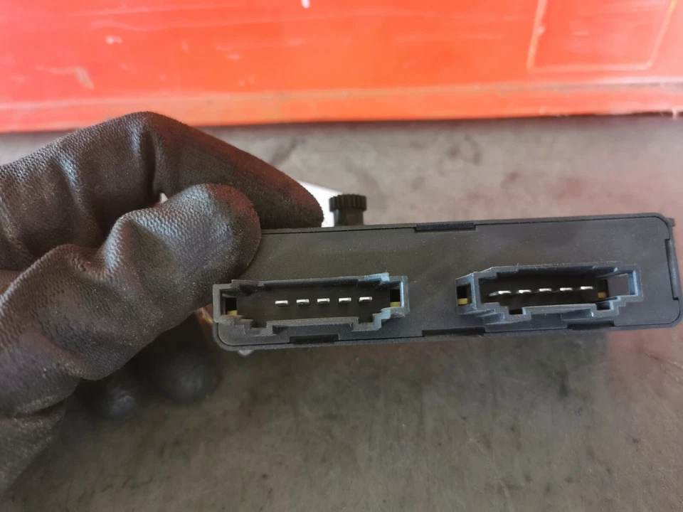 VW Vento 1H2 Passat 35i Innenraum-Temperatur Regolatore Centralina 357907041A - Immagine 2 di 4