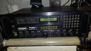 Ranger Communications RCI-2985 DX Base Station Radio - POWERS ON / READ ALL