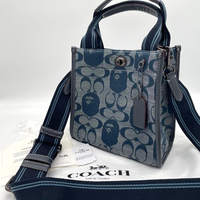 Coach x A Bathing Ape 2-Wege-Tasche Collaboration Signature blau gebraucht...