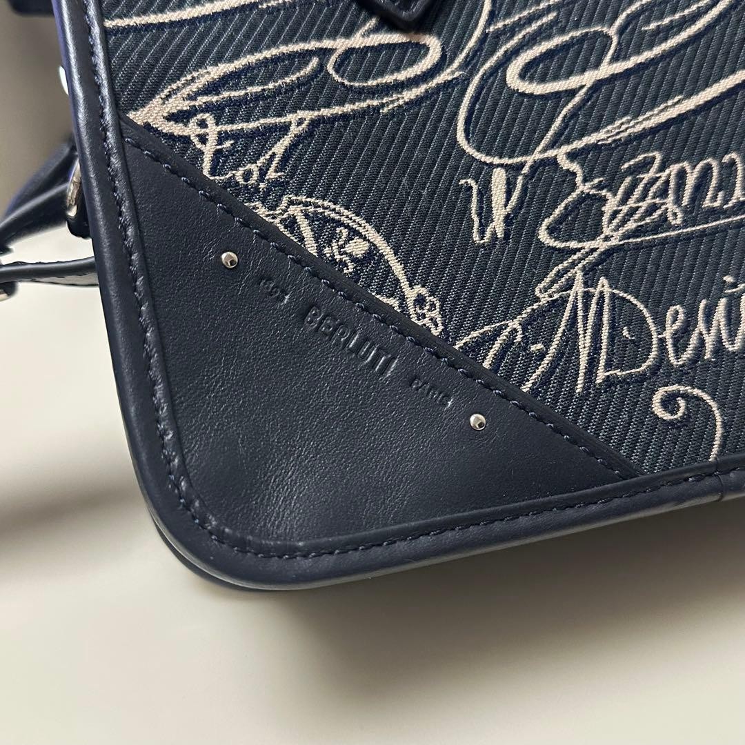 Berluti calligraphy Angour Gulliver 2way bag image 5