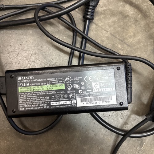 Genuine SONY AC Adapter / Charger VGP-AC19V31 VAIO PCG-7131L PCG-7132L PCG-7133L - Picture 2 of 3