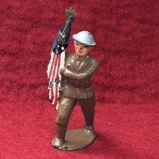 Vintage 1930's Barclay Manoil 701 Lead Toy Army Soldier Carrying U.S. Flag