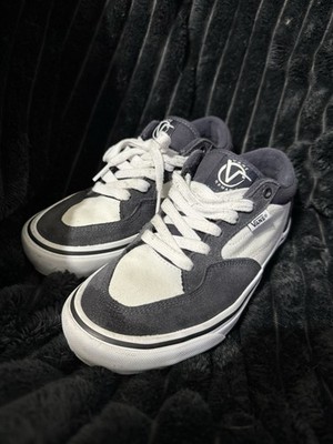 VANS Rowan Authentic Black White Low Top Lace Up Skateboarding Sneaker Unisex