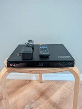 LG Blu-Ray Disc/DVD Player BP330 with OEM Remote & Power Supply Tested & Working