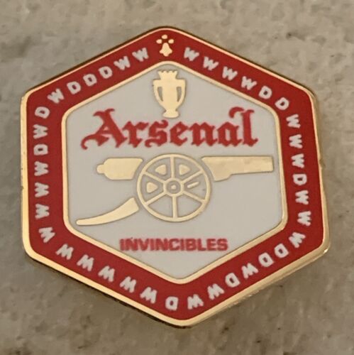 Smart Arsenal Supporter Enamel Badge - Wear With Pride - Smart Collectible