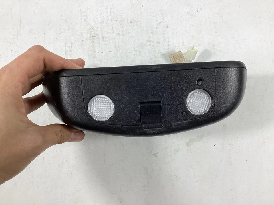 2014-2019 MERCEDES-BENZ CLA250 VIEW INTERIOR MIRROR READING LIGHT E11026531 OEM. - Image 4 of 4